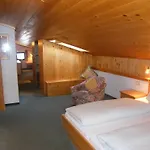 Katharina's Sleepover - Budget Kaprun