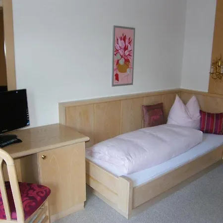 Katharina's Sleepover - Budget كابرون