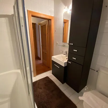 Katharina's Sleepover - Budget 3*